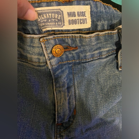 Signature by Levi Strauss & Co. Mid rise Bootcut - Picture 4 of 5